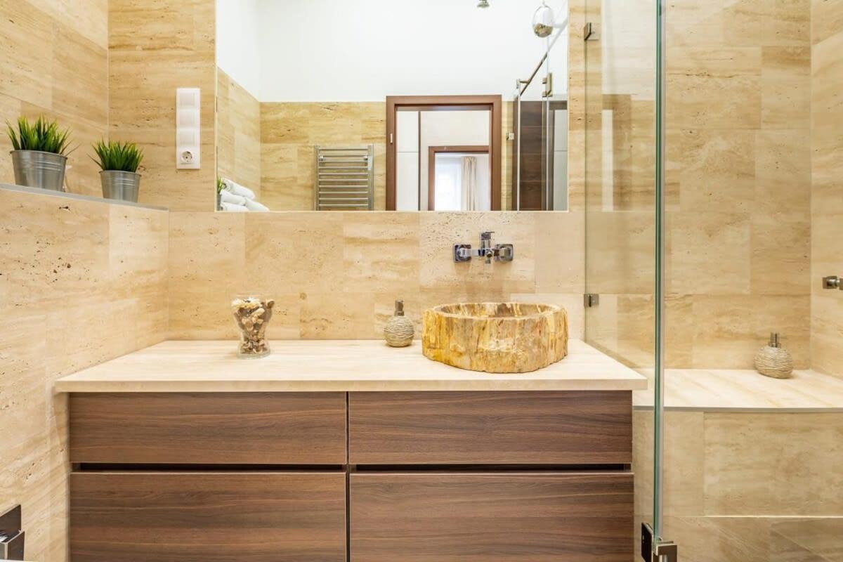 부다페스트 Splendid Perfectly Located Flat With Sauna 아파트 외부 사진