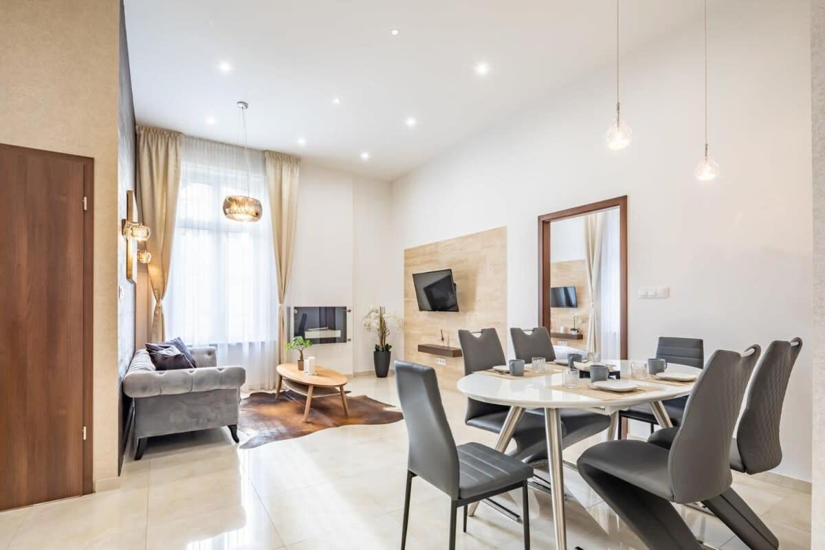 부다페스트 Splendid Perfectly Located Flat With Sauna 아파트 외부 사진