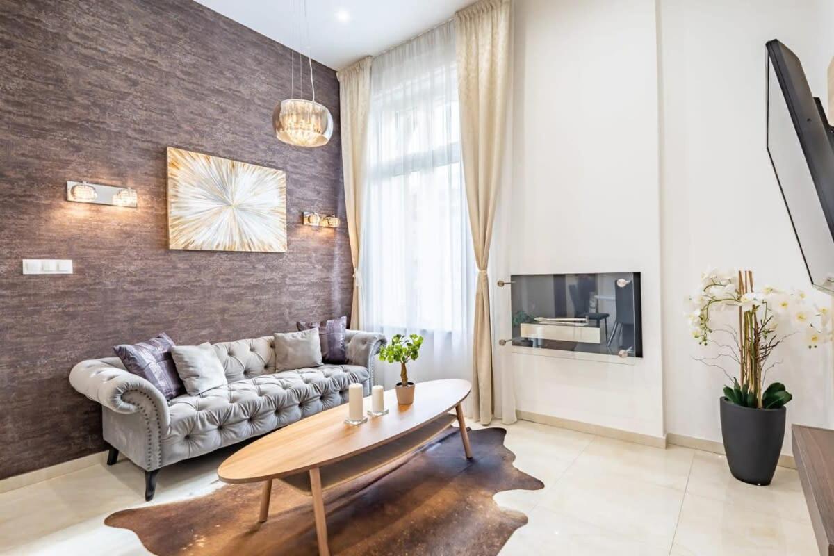 부다페스트 Splendid Perfectly Located Flat With Sauna 아파트 외부 사진